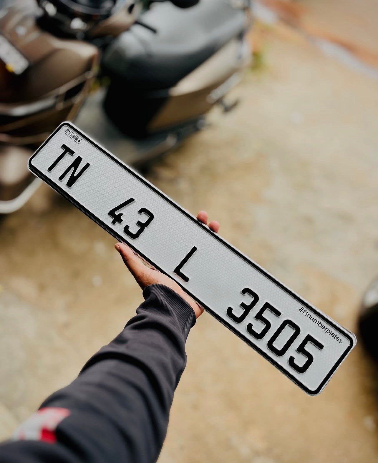 F1 PLATES